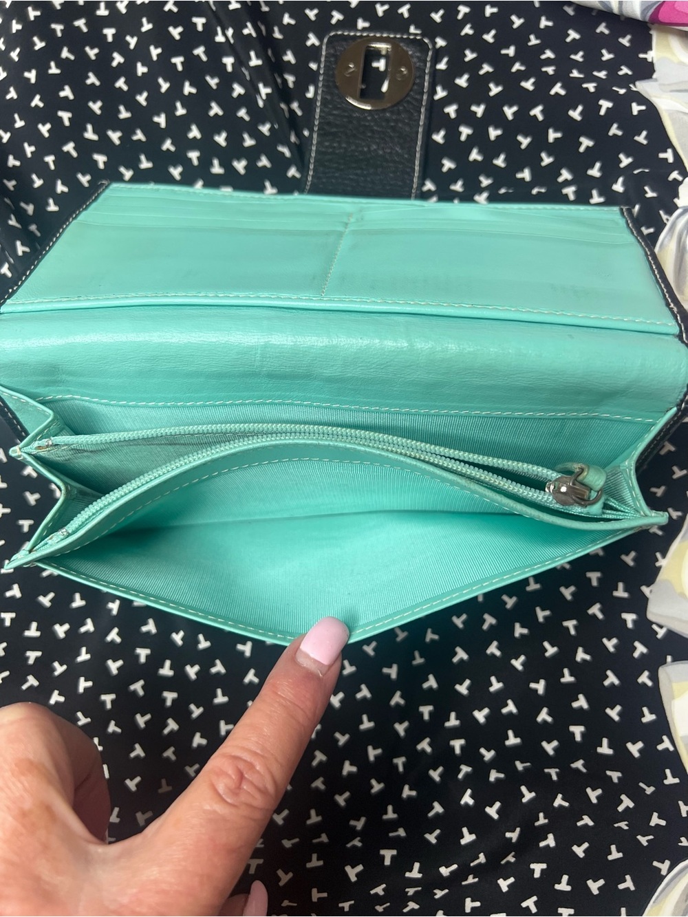 Tiffany & Co. Black Pebbled Leather Continental Wallet Tiffany Blue Interior - Picture 7 of 16